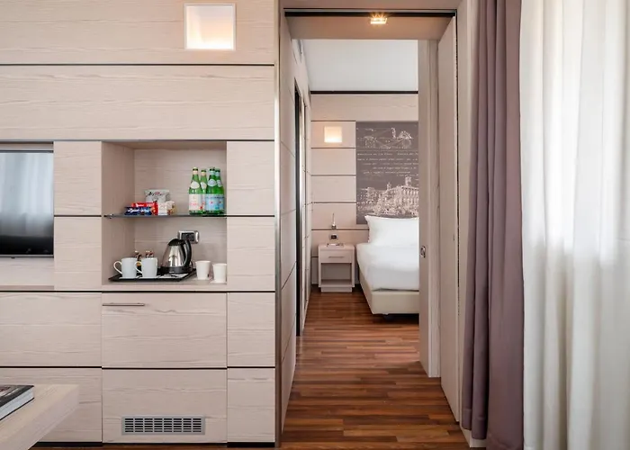 Ξενοδοχείο Bologna San Lazzaro 4*