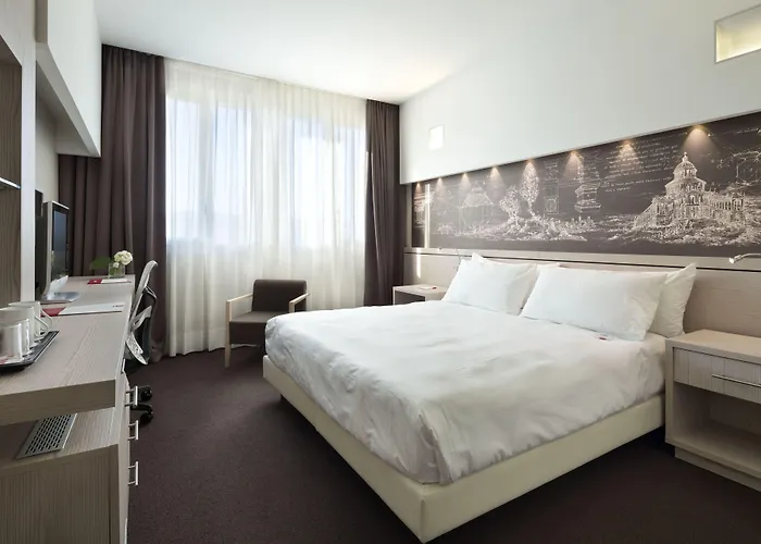 Ξενοδοχείο Bologna San Lazzaro 4*