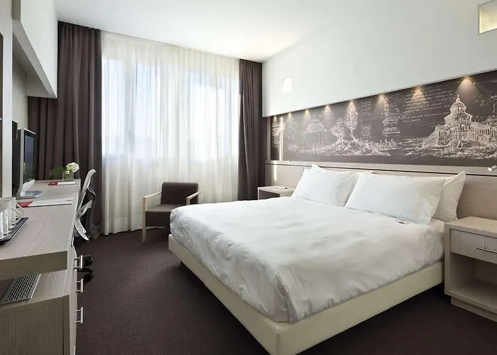 Ξενοδοχείο Bologna San Lazzaro 4*