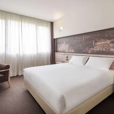 Bologna San Lazzaro Hotell 4*