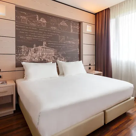 Bologna San Lazzaro Hotell 4*