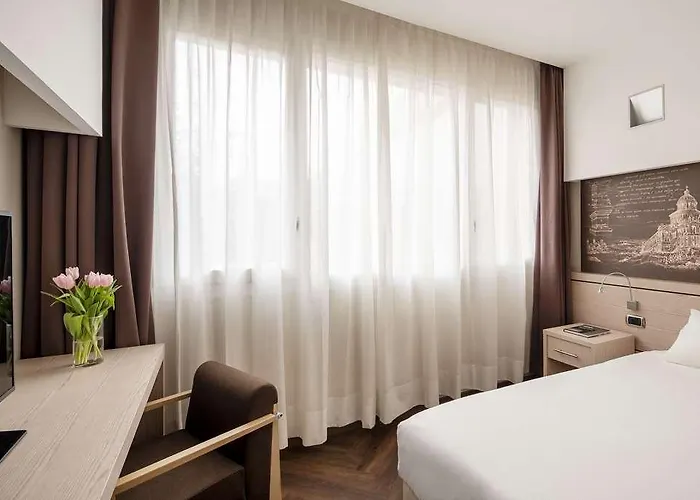 Bologna San Lazzaro 4* 萨韦纳河畔圣拉扎罗